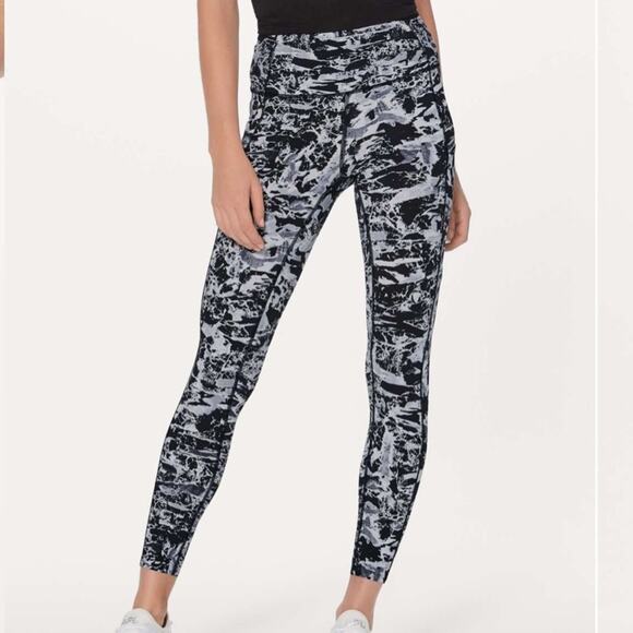 lululemon athletica Pants - Lululemon Fast and Free 7/8 Tight ll Nulux 25”Size 4 Interfaced Starligh…